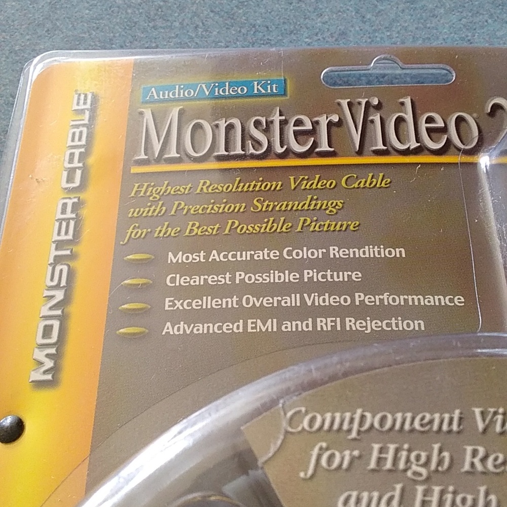 Monster Video 2 Audio/Video Kit - Picture 2 of 6
